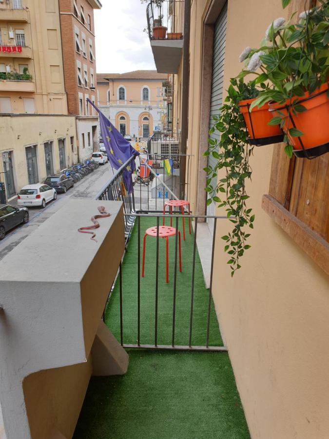 Pisa Train Station Hostel Exterior photo